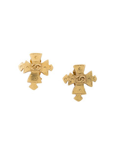 cross cc embossed earrings Chanel Vintage