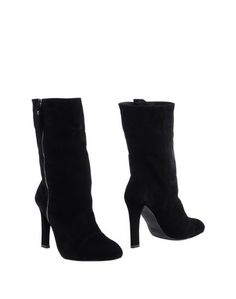 Полусапоги и высокие ботинки Stuart Weitzman