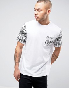 Футболка с ацтекским принтом на кармане и рукавах ASOS - Белый