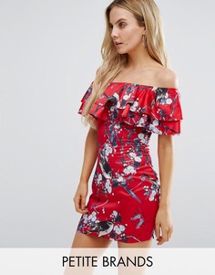 Платье с цветочным принтом и оборками Missguided Petite - Красный