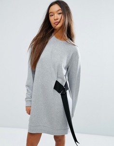 Платье-свитшот мини с ремешком и D-образным кольцом ASOS - Серый