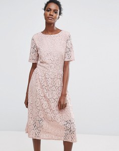 Розовое кружевное платье Selected - Розовый