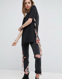 Футболка с цветочным принтом на завязках ASOS - Мульти