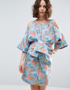 Жаккардовое платье-кимоно мини с тропическим узором и бантом ASOS SALON - Мульти