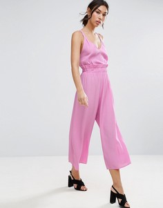 Комбинезон с широкими штанинами и оборкой ASOS - Розовый