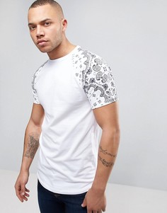 Длинная футболка с платочным принтом на рукавах ASOS - Белый