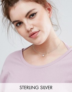 Серебряное ожерелье-чокер с искусственным жемчугом ASOS CURVE - Кремовый