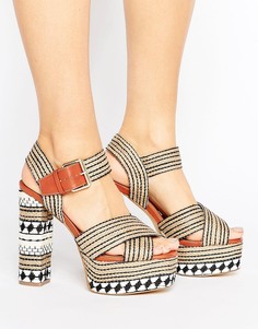 Сандалии на каблуке и платформе Glamorous Crafty - Мульти
