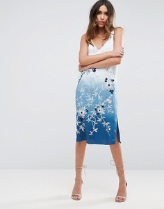 Платье-комбинация с вышивкой и эффектом деграде ASOS PREMIUM - Синий
