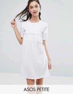 Свободное платье с рюшами ASOS PETITE - Белый