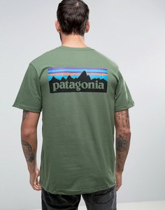 Зеленая футболка классического кроя с принтом на спине Patagonia P-6 - Зеленый