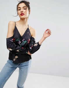 Атласный топ с открытыми плечами и цветочным фотопринтом ASOS - Мульти