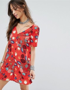 Чайное платье на пуговицах с принтом Glamorous - Красный