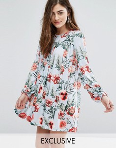 Свободное платье с цветочным принтом Missguided - Синий