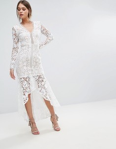 Кружевное платье с длинными рукавами и оборкой на подоле Love Triangle - Белый