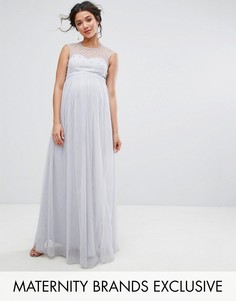 Платье макси с искусственным жемчугом на лифе Little Mistress Maternity - Серый