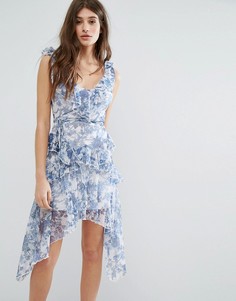 Платье с цветочным принтом и оборками Boohoo - Мульти