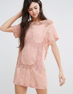 Цельнокройное платье с короткими рукавами Endless Rose - Розовый