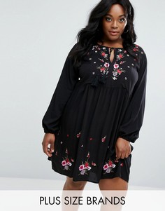 Свободное платье с вышивкой Boohoo Plus - Черный
