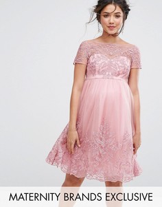 Платье-премиум для выпускного с вышивкой и юбкой из тюля Chi Chi London Maternity - Розовый