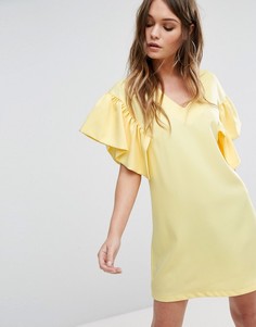 Цельнокройное платье с рукавами-оборками Boohoo - Желтый