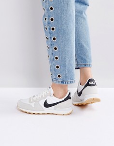 Белые кроссовки Nike Internationalist - Белый