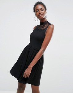 Короткое приталенное платье с высоким воротом и кружевными вставками ASOS - Черный