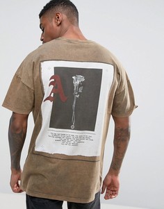 Oversize-футболка с эффектом кислотной стирки и принтом на спине ASOS - Коричневый