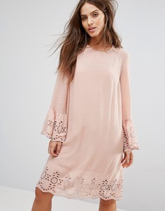 Свободное платье с вышивкой ришелье Y.A.S - Розовый