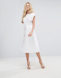 Платье миди с кружевной вставкой и помпонами ASOS - Белый