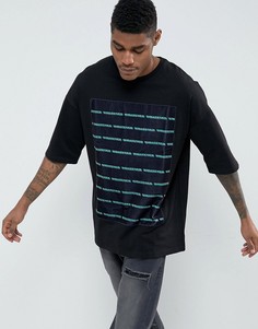 Oversize-футболка с вельветовой вставкой с принтом ASOS - Черный