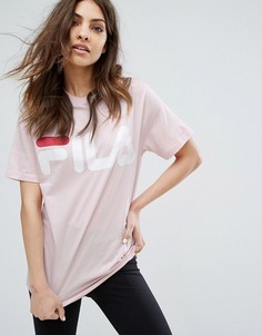 Свободная футболка бойфренда с большим логотипом Fila - Розовый