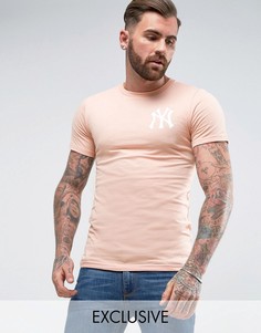 Длинная обтягивающая футболка Majestic Yankees эксклюзивно для ASOS - Розовый
