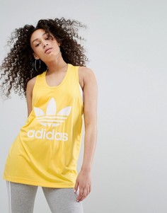Топ с логотипом-трилистником adidas Originals - Желтый