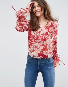 Красная легкая блузка с цветочным принтом и оборками ASOS - Мульти