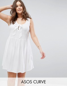 Платье с присборенной отделкой и люверсами ASOS CURVE - Белый