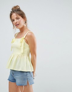 Топ на бретельках с баской ASOS - Желтый