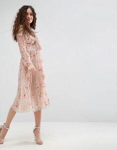 Платье с завязкой, длинными рукавами и цветочной отделкой Needle &amp; Thread - Розовый
