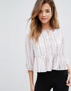 Блузка с принтом PrettyLittleThing - Белый