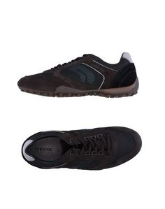Низкие кеды и кроссовки Geox
