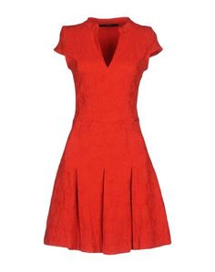 Короткое платье Guess
