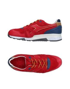 Низкие кеды и кроссовки Diadora