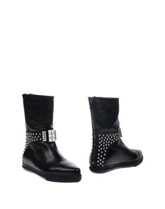 Полусапоги и высокие ботинки Miu Miu