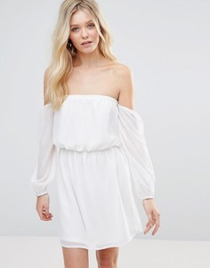 Платье с открытыми плечами Glamorous - Белый