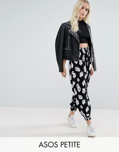 Полупрозрачные широкие брюки с цветочным принтом ASOS PETITE - Мульти
