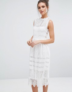 Кружевное приталенное платье миди Boohoo - Белый