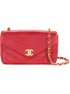 сумка на плечо с V-образной строчкой  Chanel Vintage