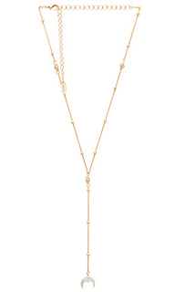 Hanging crescent lariat - Ettika