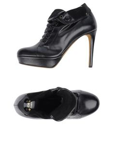 Обувь на шнурках Moschino Cheapandchic