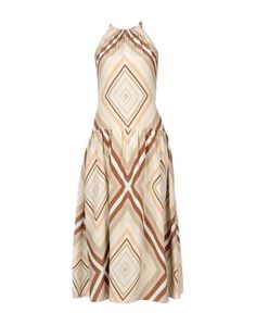 Длинное платье Valentino